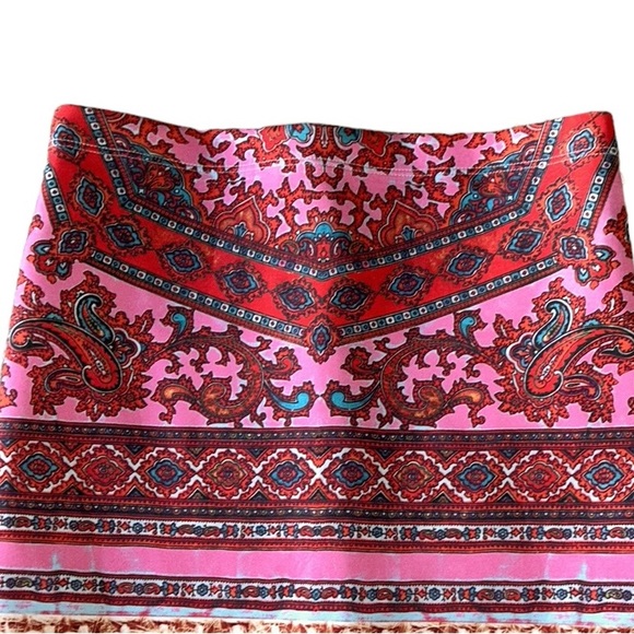 NWOT Clover Canyon “Surf Blanket” Pink Paisley Neoprene Bandage Mini Skirt - S - Picture 5 of 13